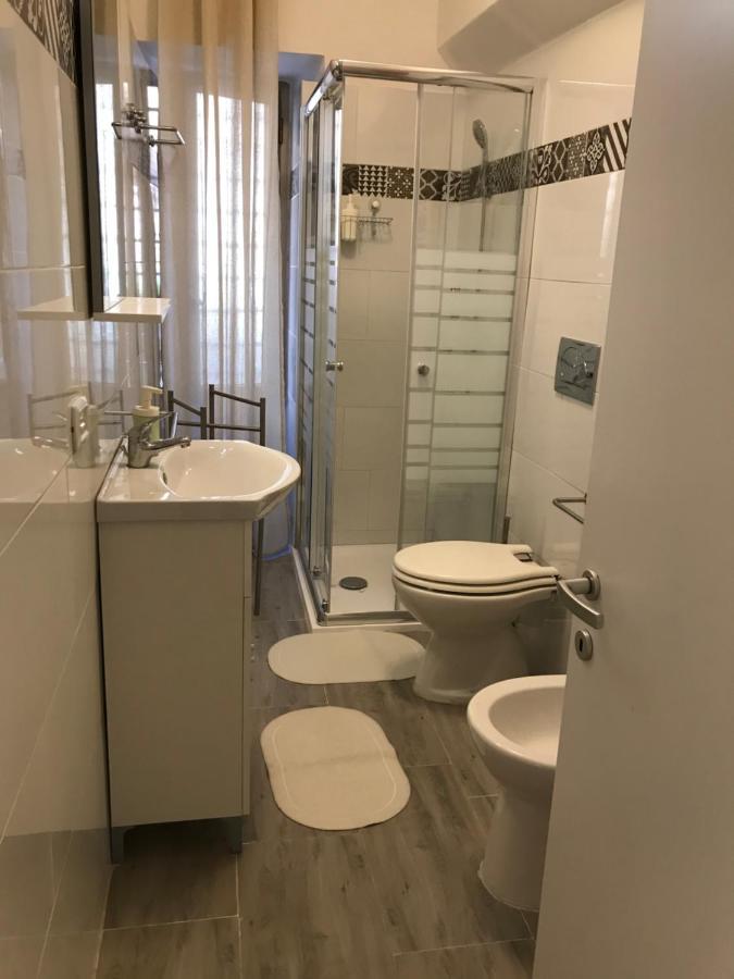 Domus Re Di Roma Apartment Luaran gambar